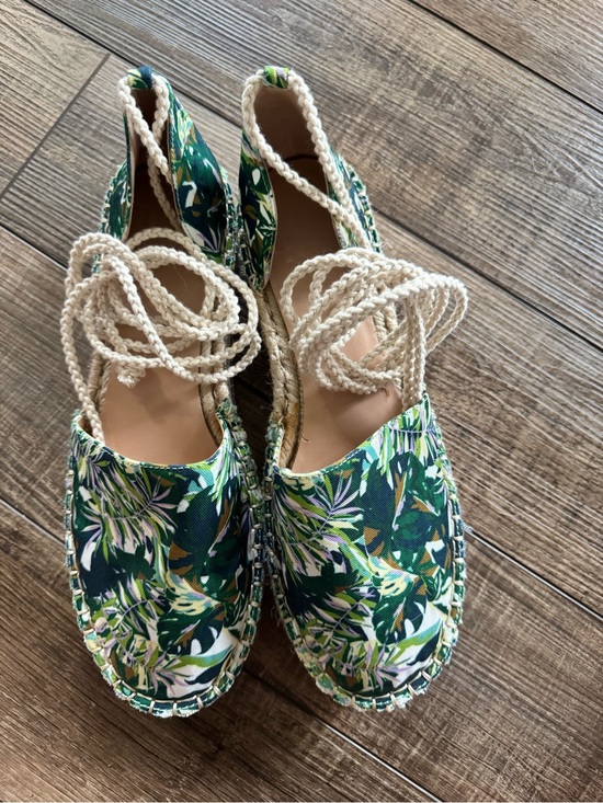 Jennifer Lopez Shoes - Jennifer Lopez Green Tropical Print Espadrille Lace-Up Wedge